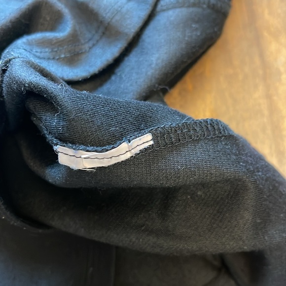 🍁Venus stretchy top with ruffled see through sleeves & zipped front - Picture 7 of 9